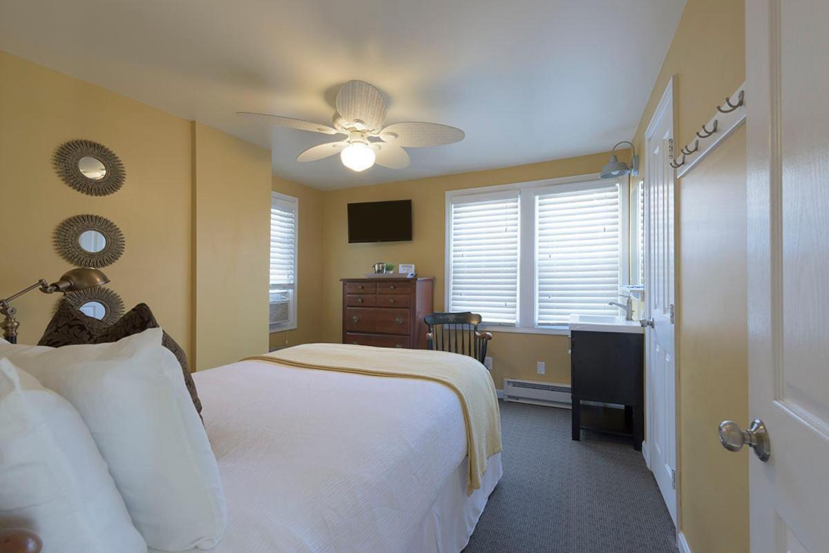 Rehoboth Guest House (Adults Only) Rehoboth Beach Bagian luar foto