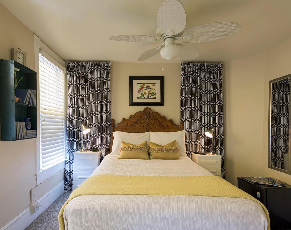 Rehoboth Guest House (Adults Only) Rehoboth Beach Bagian luar foto